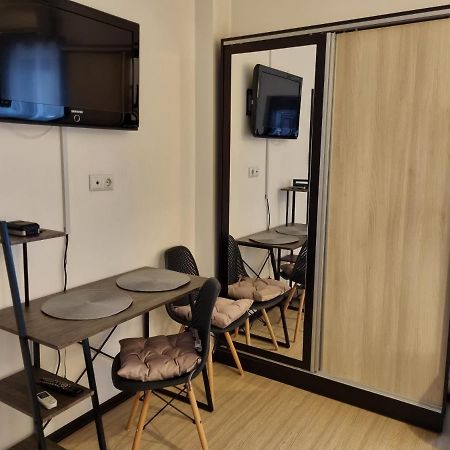 Central & Comfy, Peaceful Apt In Iasi Exterior photo